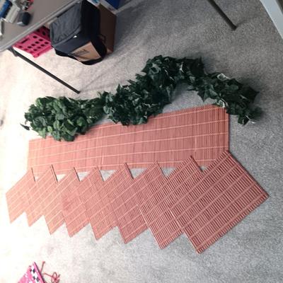 71" REED TABLE RUNNER WITH 8 MATCHING PLACEMATS PLUS 2 FAUX GREENERY VINES