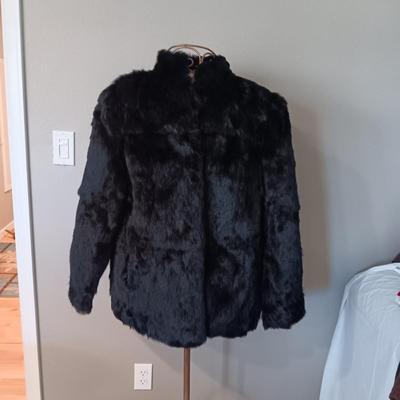 LADIES SATIN LINED RABBIT FUR JACKET (LARGE)