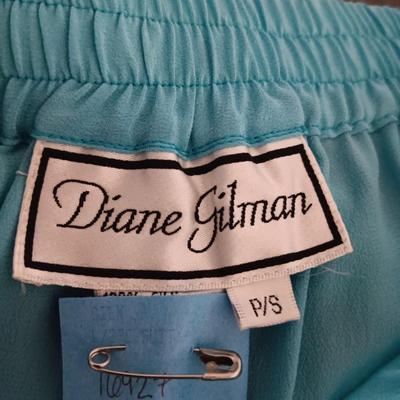 2 PIECE DIANE GILMAN LIGHT WEIGHT JACKET AND SLACKS