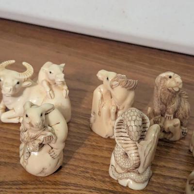 Carved Zodiac Animal Figures With The Box