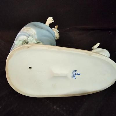 LLADRO Porcelain "HURRY NOW" #5503 ~ Young Girl with Geese