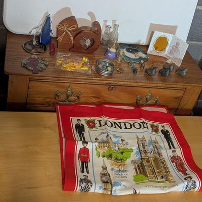 Sun Catchers Bird Drawer Knobs Bottles Fridge Magnets London Tea Towel