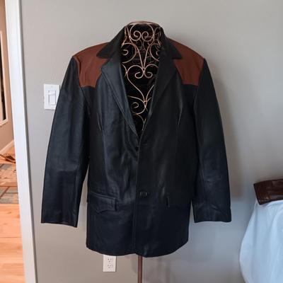 ROCKY MOUNTAIN HIDES MEN'S GENUINE COWHIDE SPORT COAT WITH A WESTERN FLARE (2X)