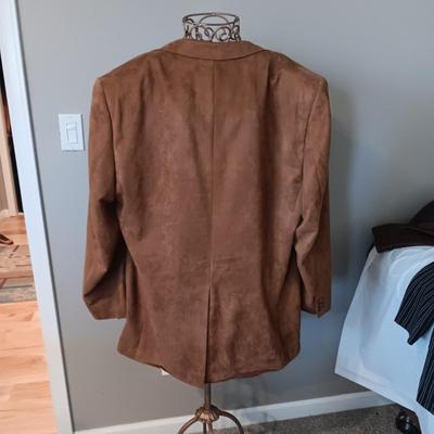 MEN'S BERT PULITZER SUEDE SPORT COAT MADE IN THE PHILIPPINES, THE OTHER IS MADE IN ITALY