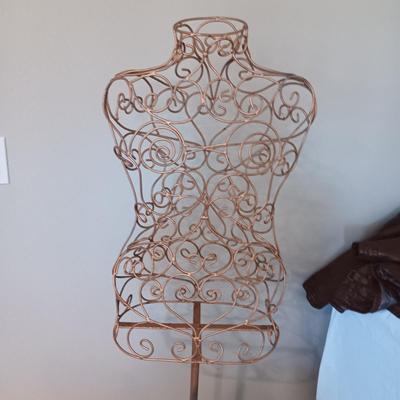 DECORATIVE STEEL DRESS FORM