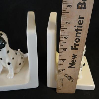 Adorable Dalmation OTAGIRI Bookends with Four hardback books - All things Bright and Beautiful & Every living thing By James Herriot