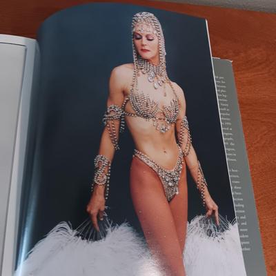 ANNIE LEIBOVITZ "WOMEN" COFFEE TABLE BOOK