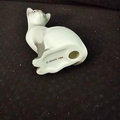 Collection of cat figures - Avon Porcelain- Quarry Critter stone - adorable kitties!