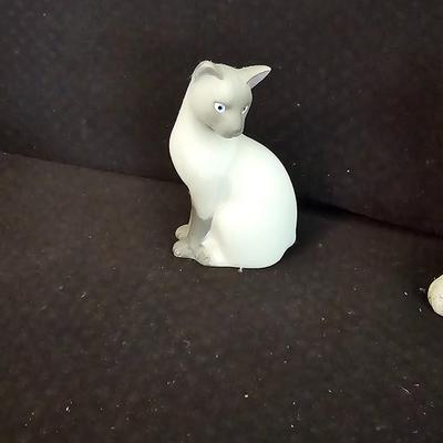 Collection of cat figures - Avon Porcelain- Quarry Critter stone - adorable kitties!