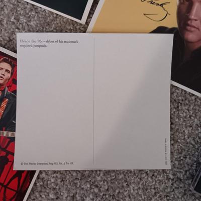 ELVIS ON CD, 8-TRACK TAPES AND A COLLECTION OF 78'S RECORDS