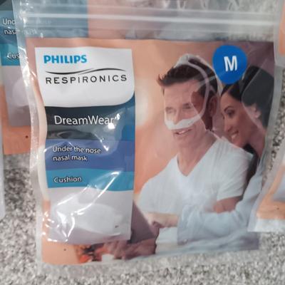 PHILLIPS RESPIRONICS WITH EXTRAS