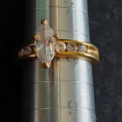 Two ladies' rings - Engagement bands - Size 8