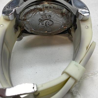 MEN’S INVICTA "THE JOKER" WATCH & WOMENS WATCH W/5 BANDS IS A LIMITED EDITION RUN FROM THE ARTIST ROMERO BRITTO