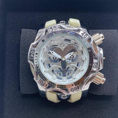 MEN’S INVICTA "THE JOKER" WATCH & WOMENS WATCH W/5 BANDS IS A LIMITED EDITION RUN FROM THE ARTIST ROMERO BRITTO