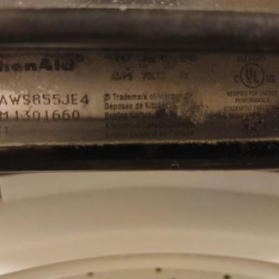 KitchenAide washing machine with center agitator