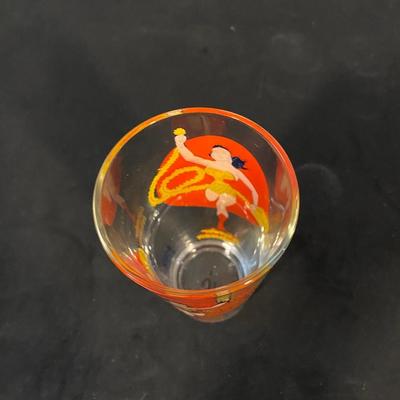 1976 WONDER WOMAN PEPSI PINT GLASS