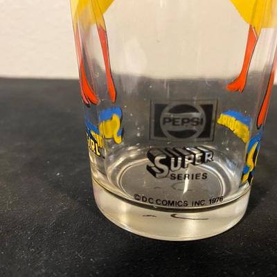 1976 SUPERGIRL PEPSI, PINT GLASS