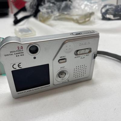 CASIO EX-M2 WEARABLE CARD CAMERA 2.0 MEGA PIXEL