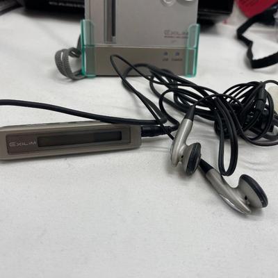 CASIO EX-M2 WEARABLE CARD CAMERA 2.0 MEGA PIXEL