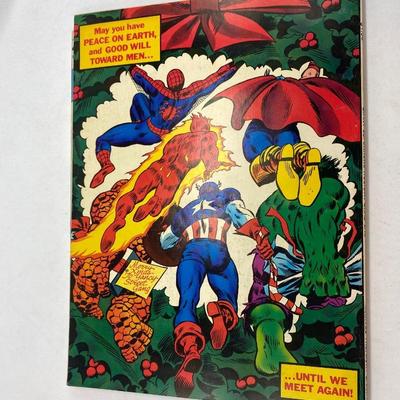 GIANT 1974 & 1975 MARVEL SPECIAL EDITION COMIC BOOKS