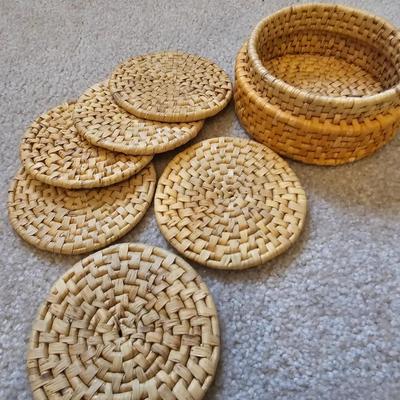 Assortment of wicker baskets, wicker coasters - and a clasping Punch Studio small sewing case