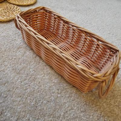 Assortment of wicker baskets, wicker coasters - and a clasping Punch Studio small sewing case