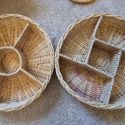 Assortment of wicker baskets, wicker coasters - and a clasping Punch Studio small sewing case