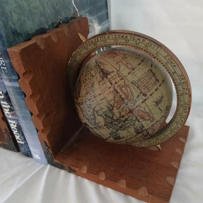 Vintage 1960's Olde World Globe Italian Made Globe Bookends-with Readers Digest America books.