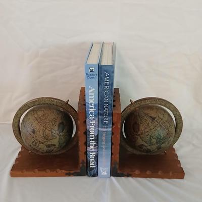 Vintage 1960's Olde World Globe Italian Made Globe Bookends-with Readers Digest America books.