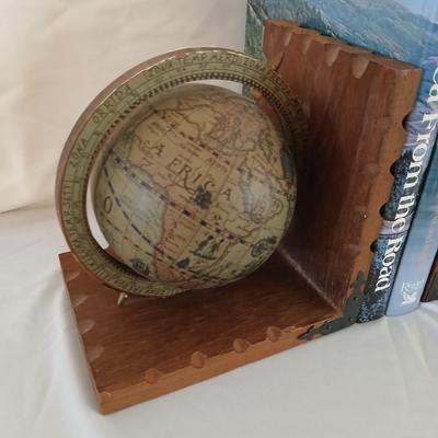 Vintage 1960's Olde World Globe Italian Made Globe Bookends-with Readers Digest America books.