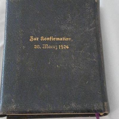 Two antique German bibles - 1899 - 1906 and a more modern Holy Bible