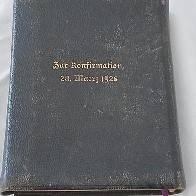 Two antique German bibles - 1899 - 1906 and a more modern Holy Bible