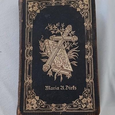 Two antique German bibles - 1899 - 1906 and a more modern Holy Bible