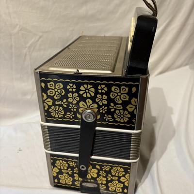 Hohner Accordion (PB-ES)