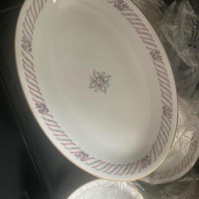 11 Piece Set Of 1940-50’s Noritake China.