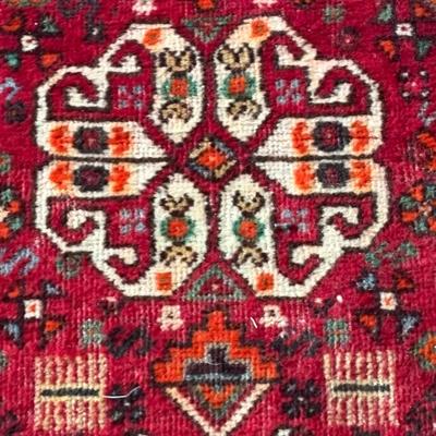 Hand-Knotted Persian Shiraz Rug 4' x 5.5' (PB-ES)