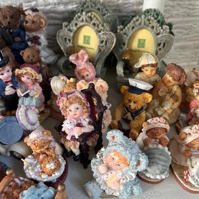 Large group of figurines