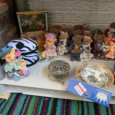 Figurines! Fun group