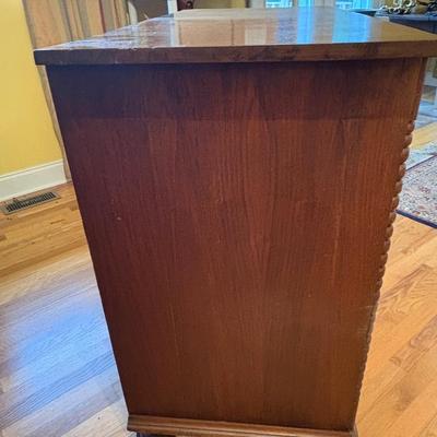 Three Drawer Dresser Early American Look (LR-ES)