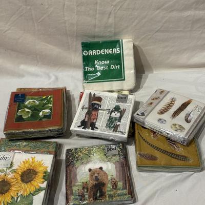 Caspari, PPD & More Paper Napkins, Napkin Holder (LR-ES)