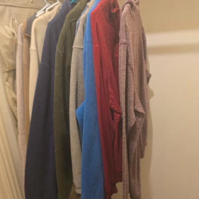 Mens pullover
