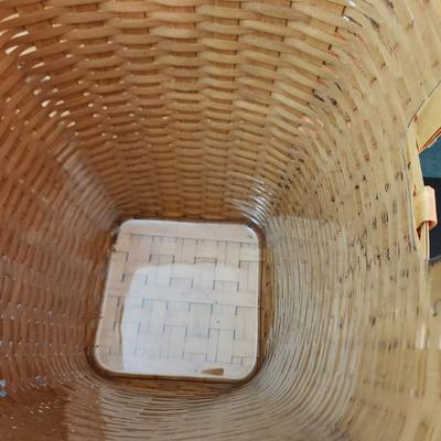 Large Longaberger Basket w Plastic Liner 17x17x22H