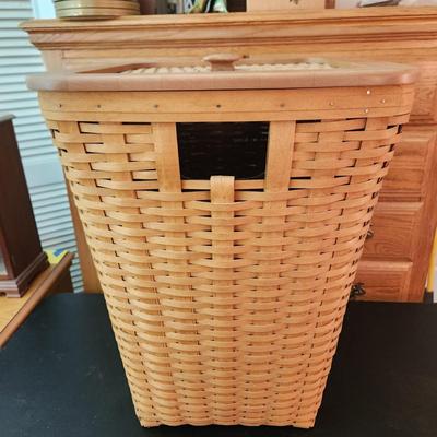 Large Longaberger Basket w Plastic Liner 17x17x22H