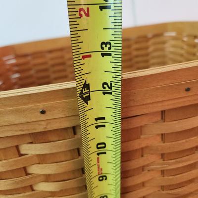 Large Longaberger Basket w Leather Handles 2003 20x17.5x12
