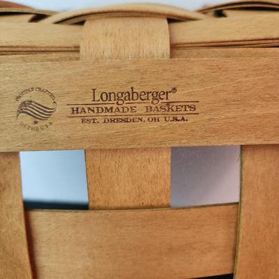 Large Longaberger Basket w Leather Handles 2007 19x17x9.5