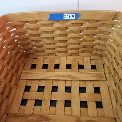 Large Longaberger Basket w Leather Handles 2007 19x17x9.5