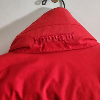 Authentic Ferrari Jacket Windbreaker Hood Zip out liner Size Large