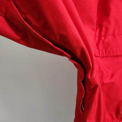 Authentic Ferrari Jacket Windbreaker Hood Zip out liner Size Large