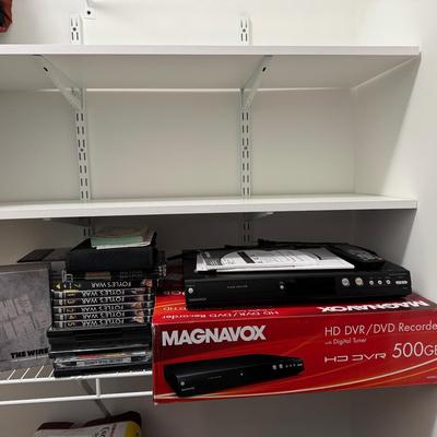1265 Magnavox HD DVR/DVD Recorder 500 GB with DVDs