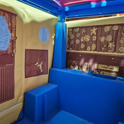 Barbie Beach Bus with some accessories - 1973 Mattel